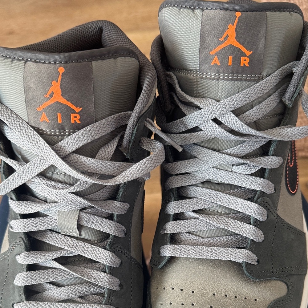 Nike Men's Gray and Black Sneakers with Orange Accents - Picture 2 of 7